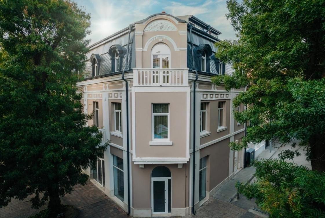 Хотел Vip Apart House Плевен Екстер'єр фото